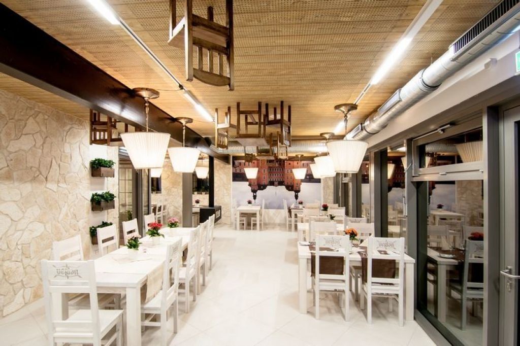 Pomysł na rustykalne wnętrze restauracji
